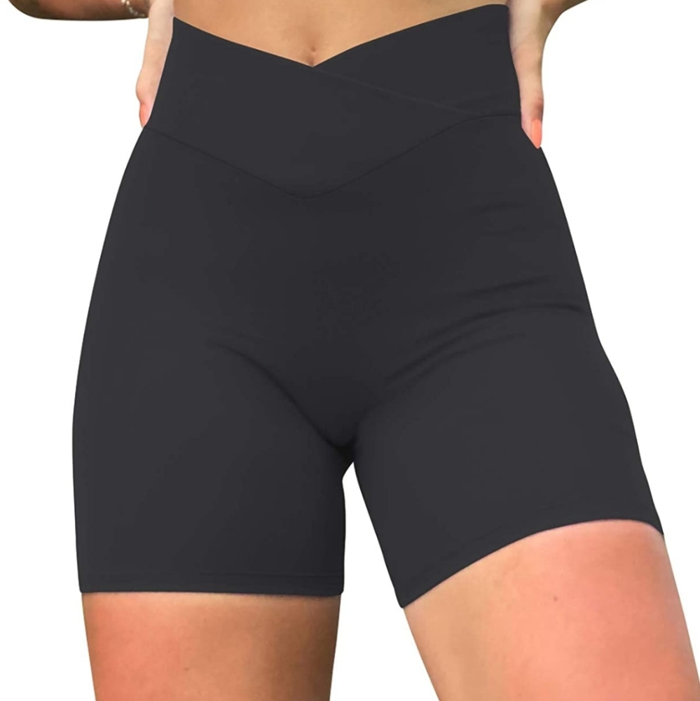 Scrunch butt biker shorts